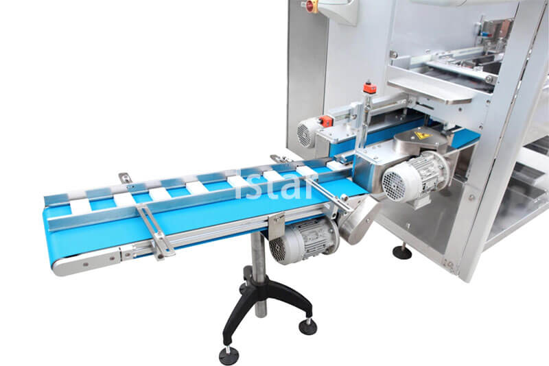 High Speed Overwrapping Machine Feeding Conveyor Belt